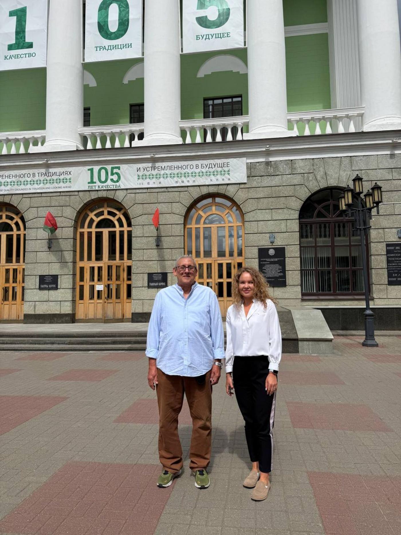 «Годы идут, и все чаще хочется вернуться к истокам». Иностранный выпускник 1979 года посетил alma mater